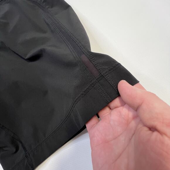 Lululemon Pace Breaker Short 9" Swim Mens Size Small Black Swift Lined - Picture 9 of 12